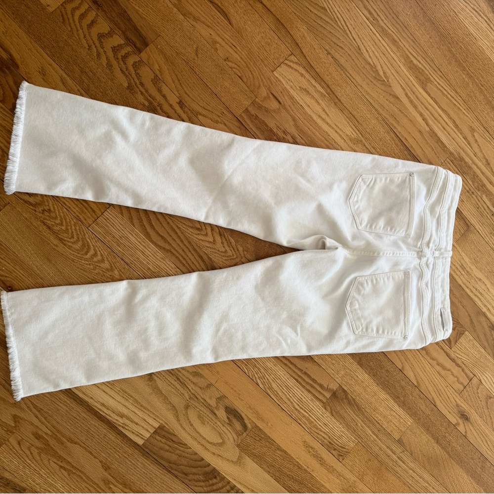 Pilcro and the Letterpress White Cropped Jeans with frayed hem